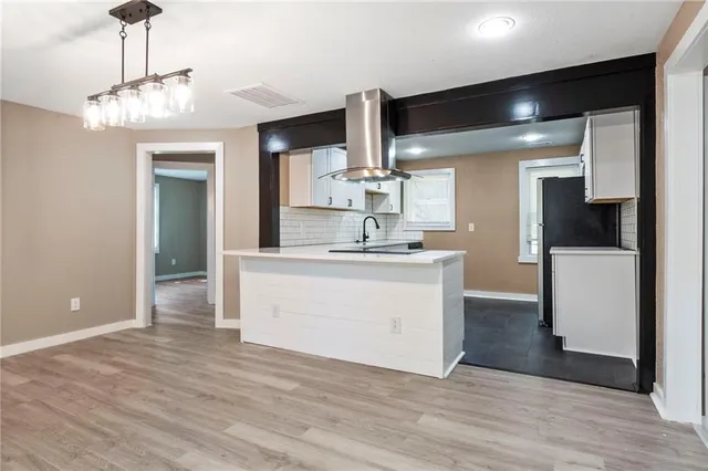 $200,000 | 2020 Brickel Boulevard, Kansas City, KS 66104