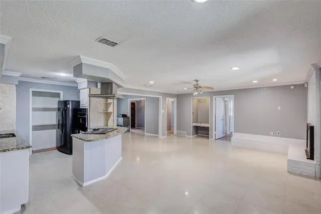 $2,200 | 7324 Vanessa Drive, Fort Worth, TX 76112