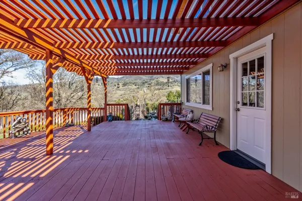 $649,000 | 830 Riverside Drive, Ukiah, CA 95482
