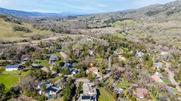 $649,000 | 830 Riverside Drive, Ukiah, CA 95482