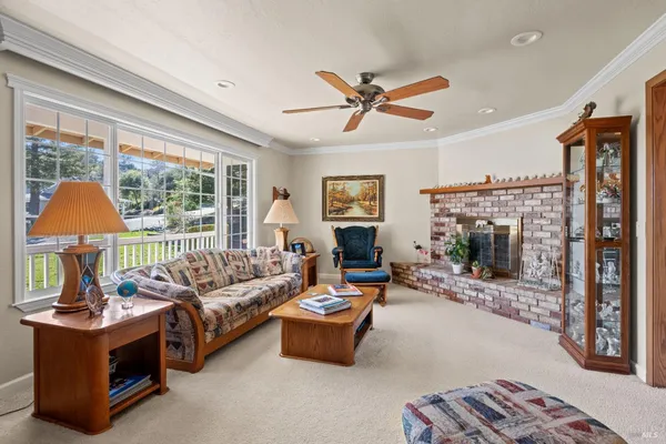 $649,000 | 830 Riverside Drive, Ukiah, CA 95482