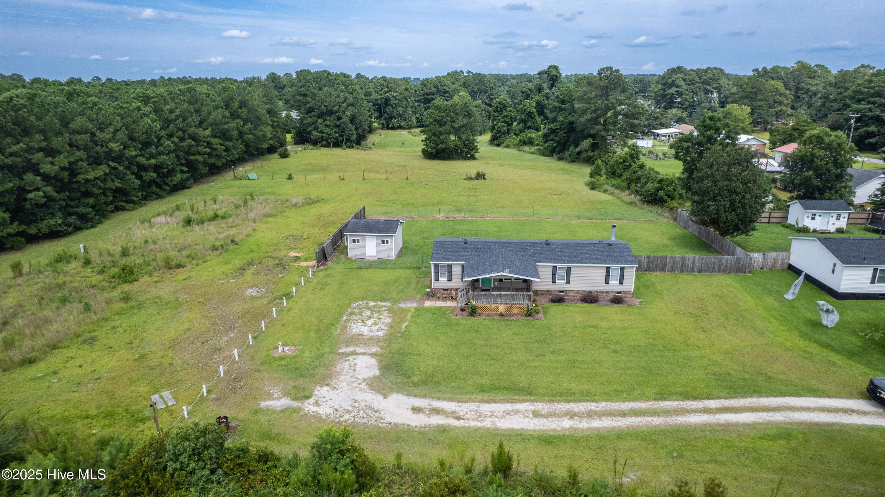 204 Kings Parkway Hubert, NC 28539 - Photo 25 of 30 204 Kings Parkway _ drone-2