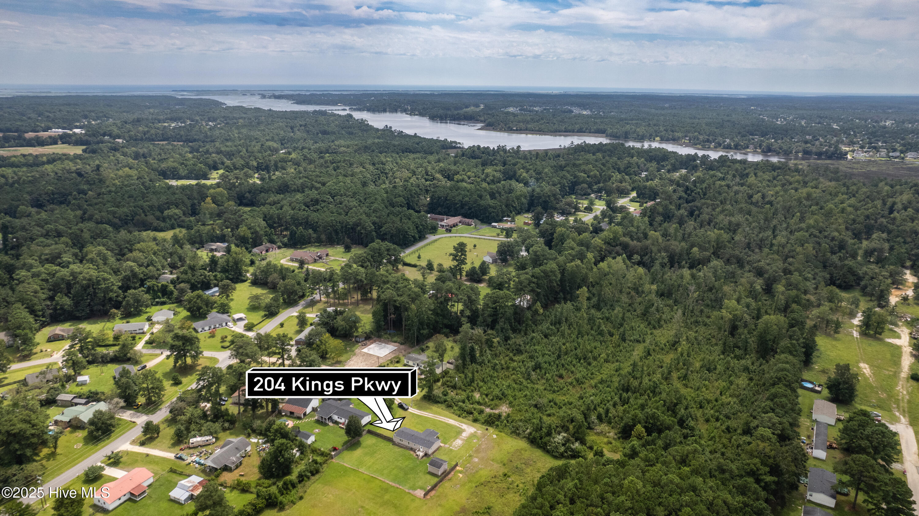 204 Kings Parkway Hubert, NC 28539 - Photo 30 of 30 PRIVACY