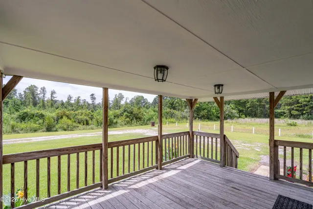 $270,000 | 204 Kings Parkway, Hubert, NC 28539