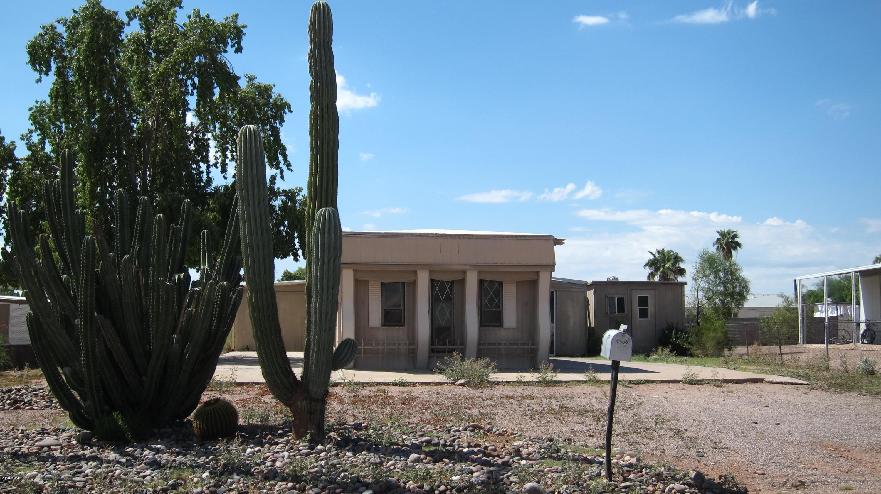 2306 South Vista Road Apache Junction, AZ 85119 - Photo 1 of 40 IMG_2068