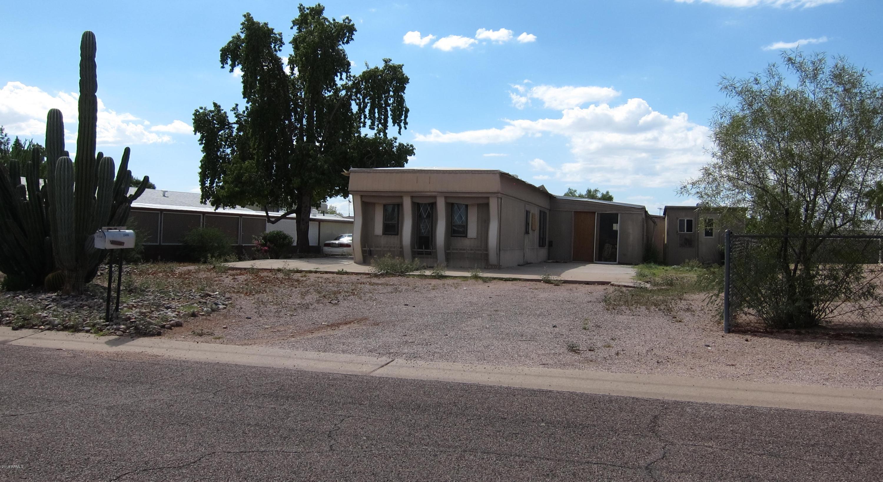 2306 South Vista Road Apache Junction, AZ 85119 - Photo 4 of 40 IMG_2074