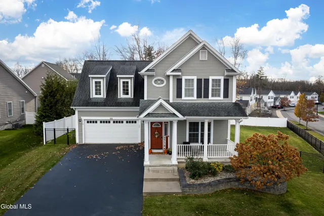 $599,900 | 20 Stonebridge Drive, Ballston, NY 12019