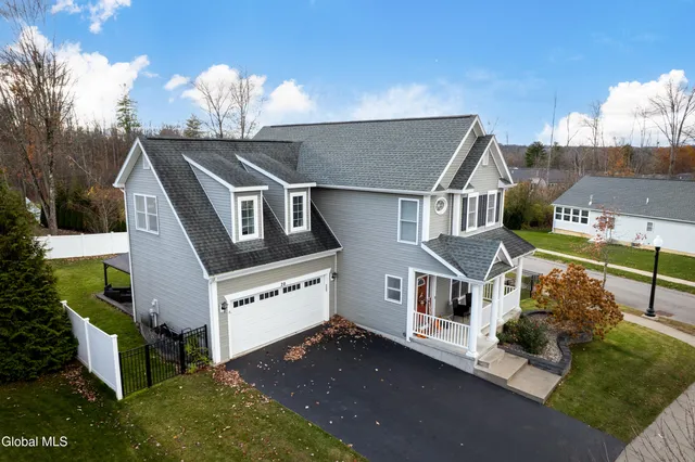 $599,900 | 20 Stonebridge Drive, Ballston, NY 12019