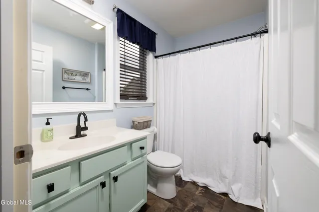 $599,900 | 20 Stonebridge Drive, Ballston, NY 12019