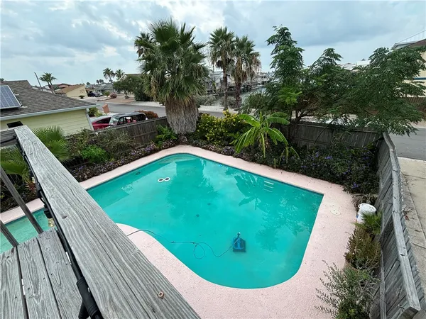 $2,500 | 13829 Whitecap Boulevard, Corpus Christi, TX 78418