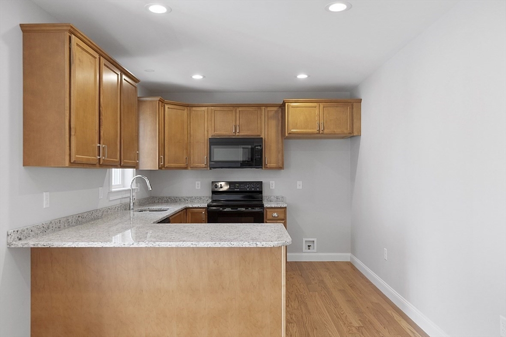 149 Lowell Road, Unit U:1 Pepperell, MA 01463 - Photo 8 of 34