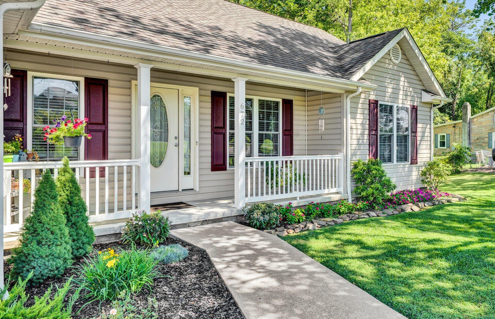 672 Kessler Mill Road Salem, VA 24153 - Photo 3 of 44 front view of a house with a yard