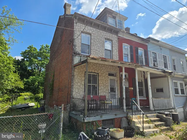 $120,000 | 58 Hayes Avenue, Trenton, NJ 08618