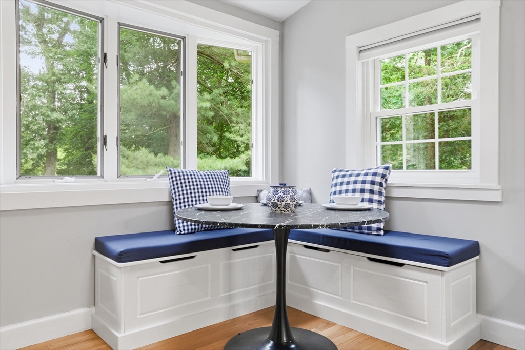377 Pearl Street Reading, MA 01867 - Photo 5 of 16