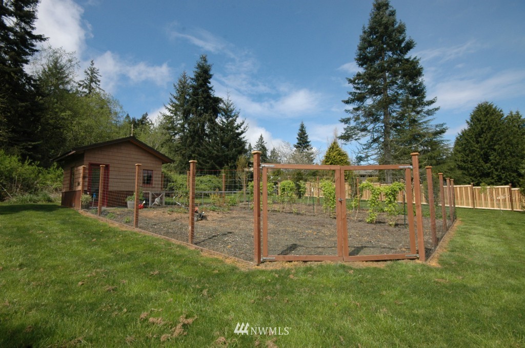 13775 Gibralter Road Anacortes, WA 98221 - Photo 21 of 25 Gallery Image 21