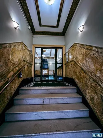 $169,999 | 303 Hamilton Place, Unit BAS 1, Hackensack, NJ 07601