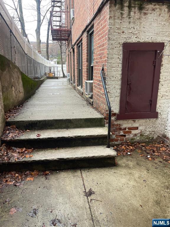 303 Hamilton Place, Unit BAS 1 Hackensack, NJ 07601 - Photo 8 of 19