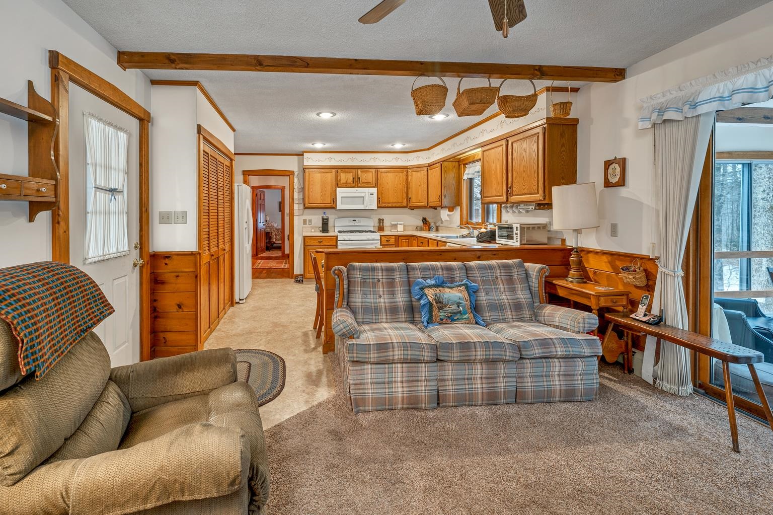 109 Lyford Road Brookfield, NH 03872 - Photo 17 of 40