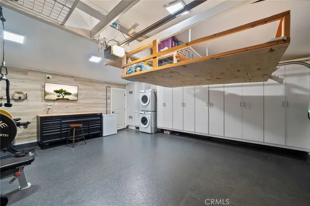 a view of a storage & utility room
