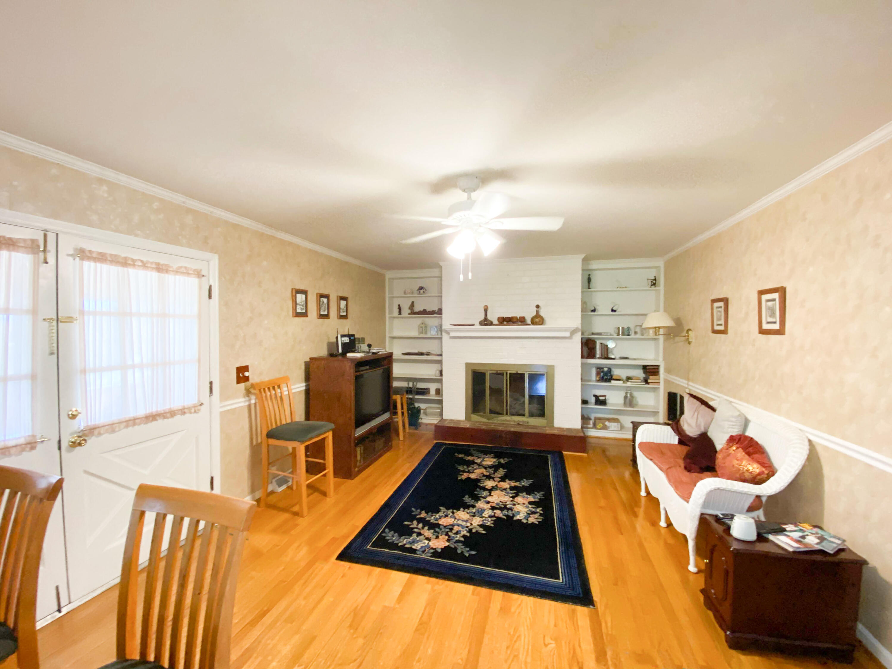 familyroom2