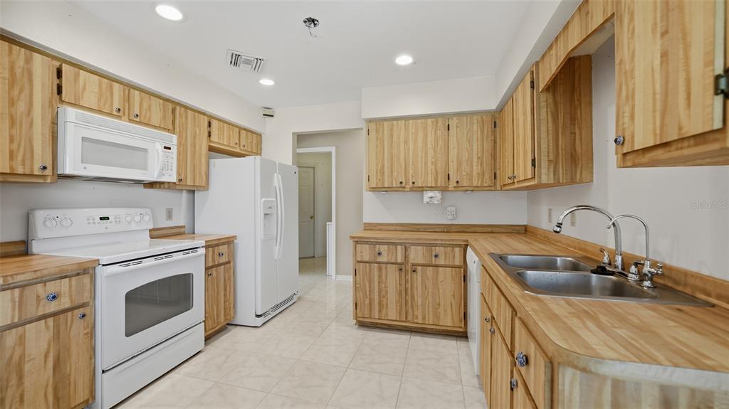 26384 Madagascar Road Punta Gorda, FL 33983 - Photo 12 of 45