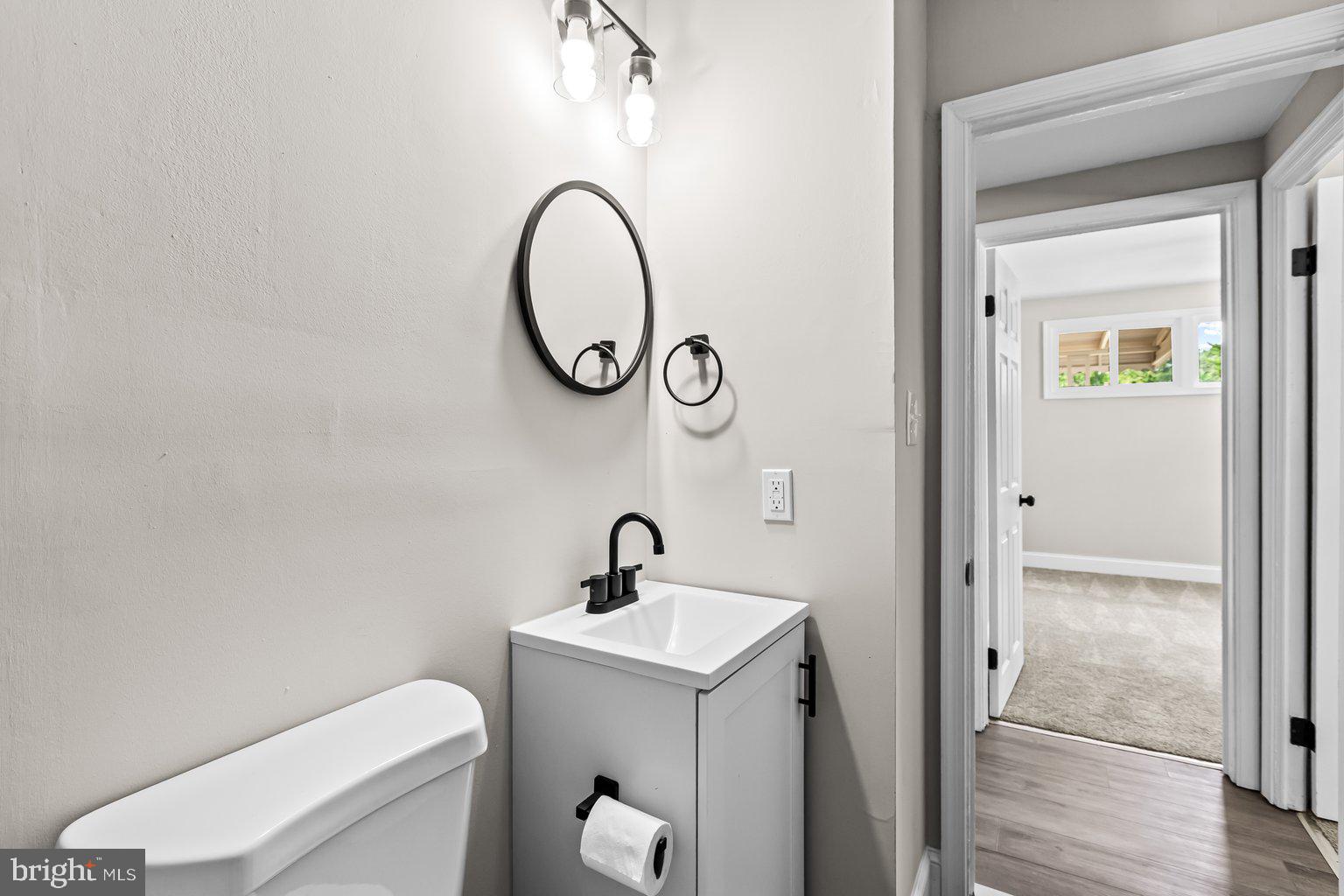 819 Cliffedge Road Pikesville, MD 21208 - Photo 22 of 33