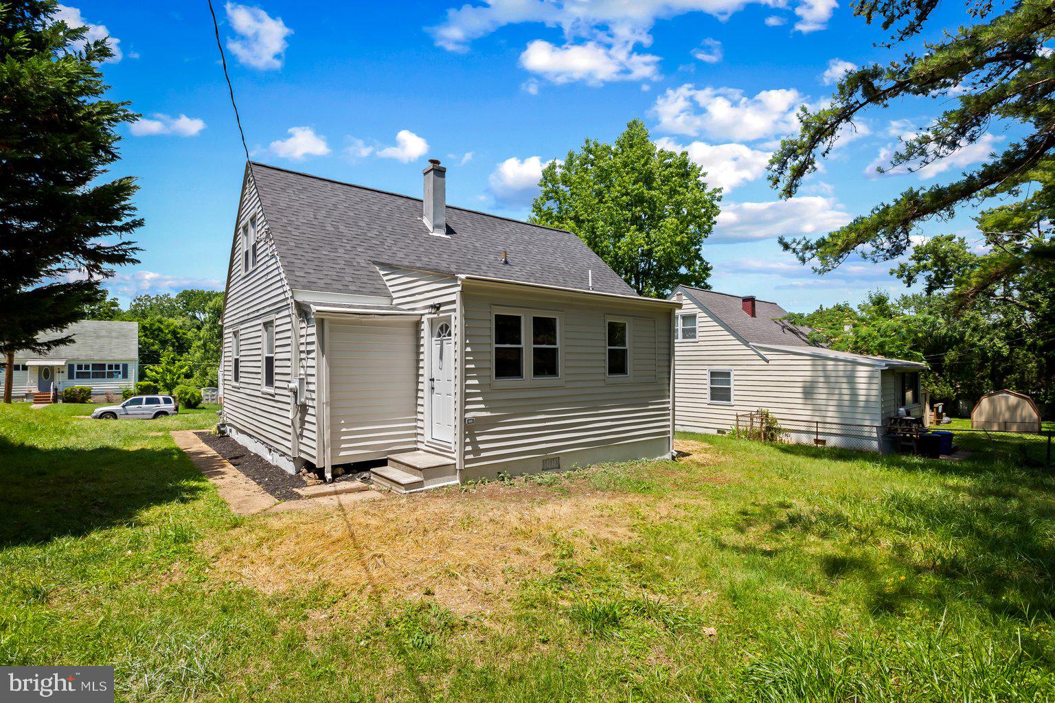 819 Cliffedge Road Pikesville, MD 21208 - Photo 31 of 33