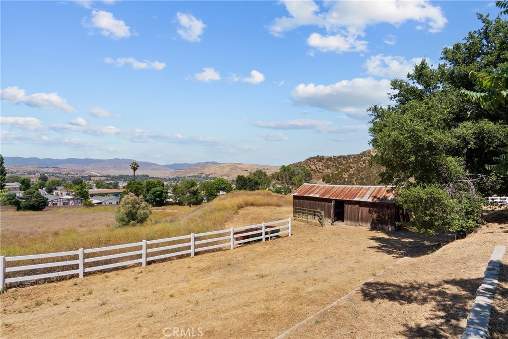 27772 Parker Road Castaic, CA 91384 - Photo 23 of 31