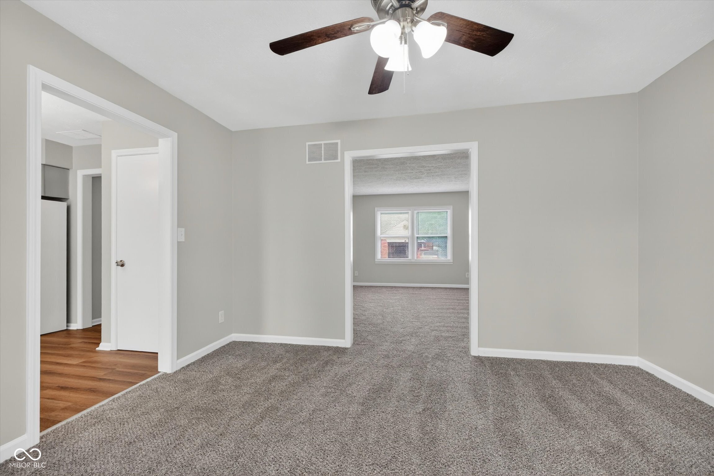 7935 Wheat Ridge Court Indianapolis, IN 46268 - Photo 12 of 46 Gallery Image 12