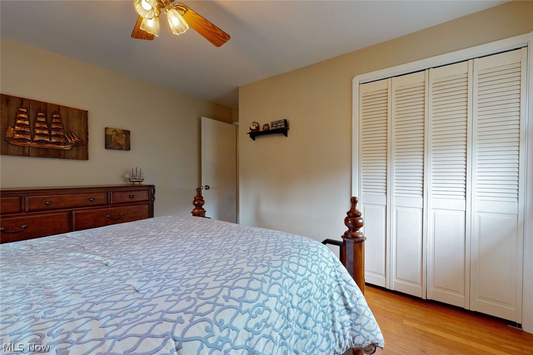 7339 Oakwood Road Parma, OH 44130 - Photo 17 of 28