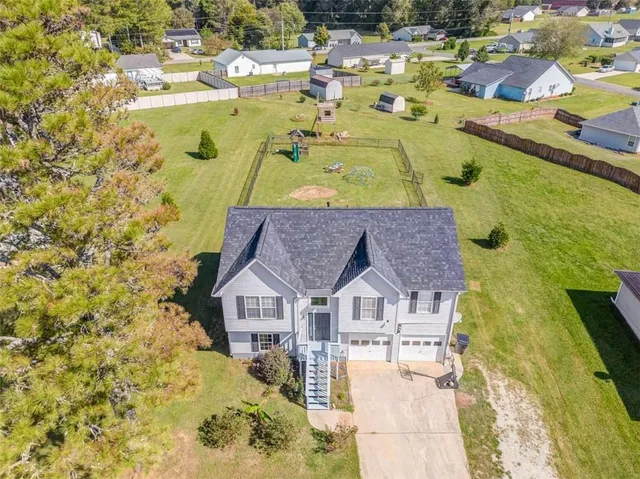 front view of house with a yard