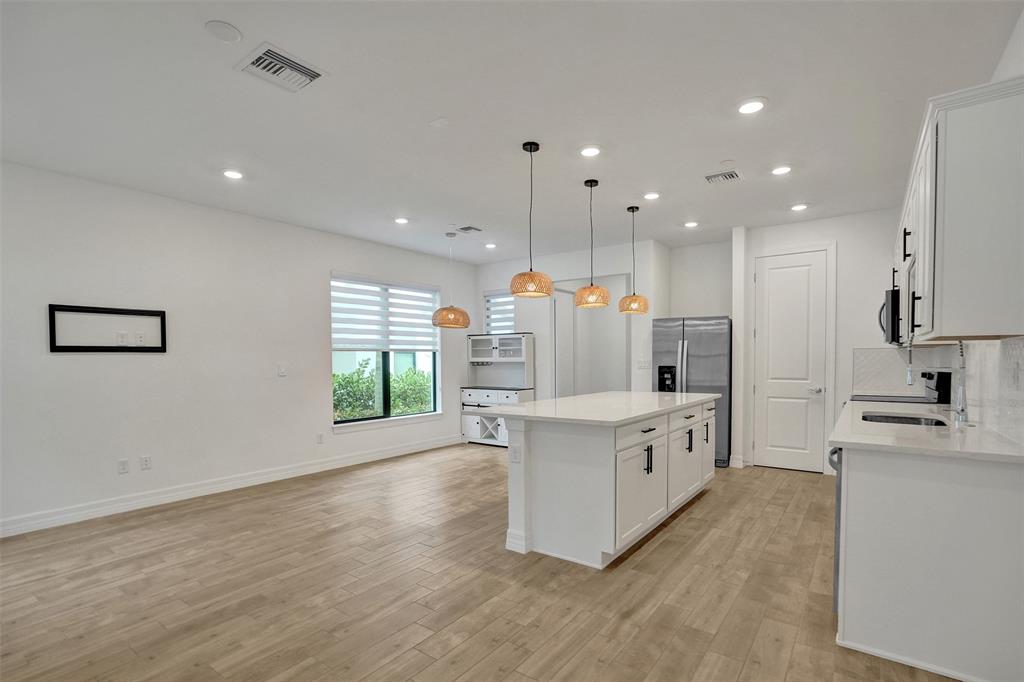 8355 Northwest 7th Place Plantation, FL 33324 - Photo 13 of 55