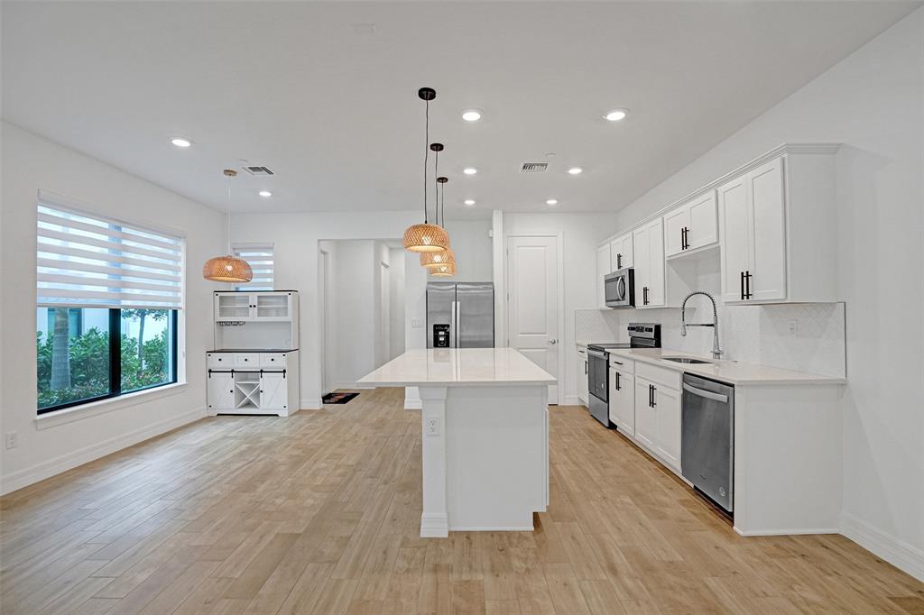 8355 Northwest 7th Place Plantation, FL 33324 - Photo 24 of 55