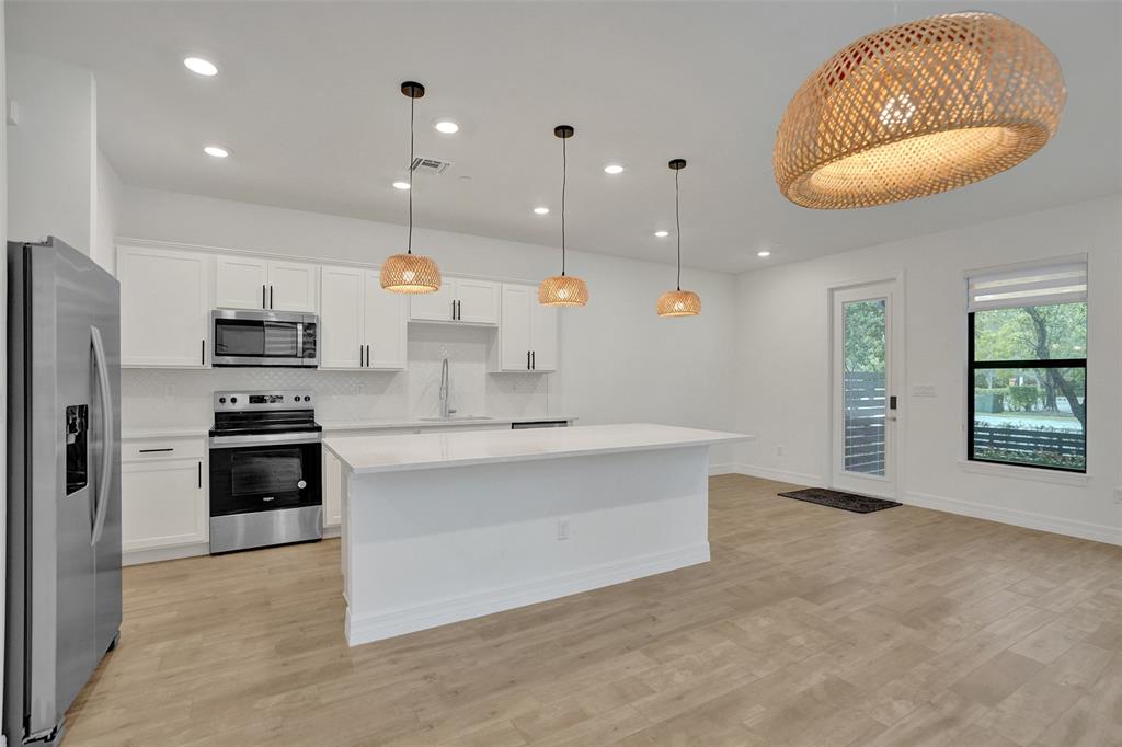 8355 Northwest 7th Place Plantation, FL 33324 - Photo 9 of 55