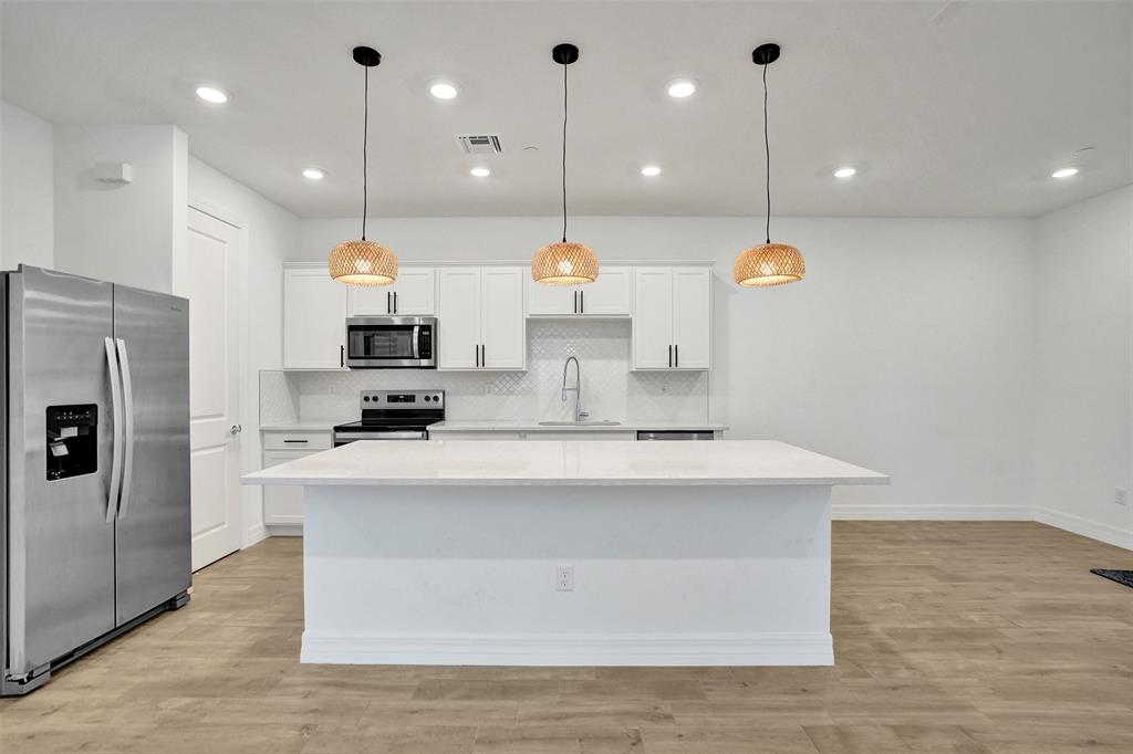 8355 Northwest 7th Place Plantation, FL 33324 - Photo 10 of 55