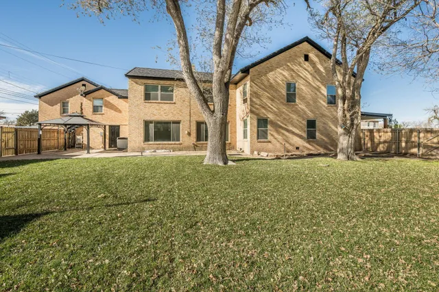 $575,000 | 2000 3rd Avenue, Canyon, TX 79015