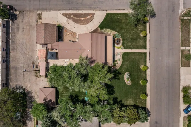 $575,000 | 2000 3rd Avenue, Canyon, TX 79015