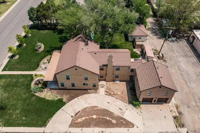 $575,000 | 2000 3rd Avenue, Canyon, TX 79015