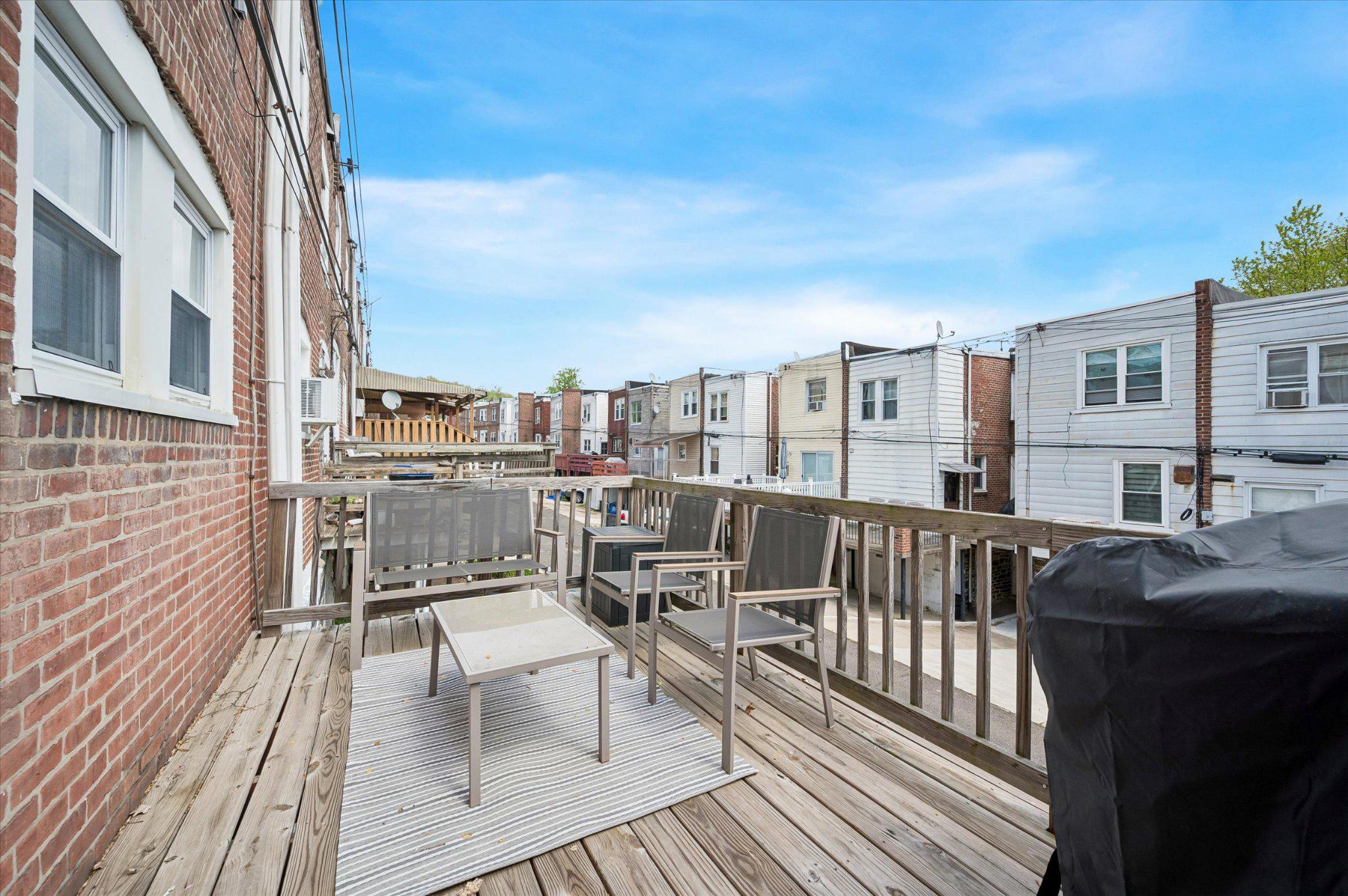 6640 Lotus Road Philadelphia, PA 19151 - Photo 6 of 12