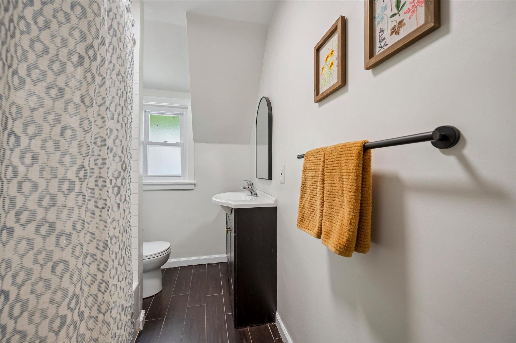 6640 Lotus Road Philadelphia, PA 19151 - Photo 10 of 12