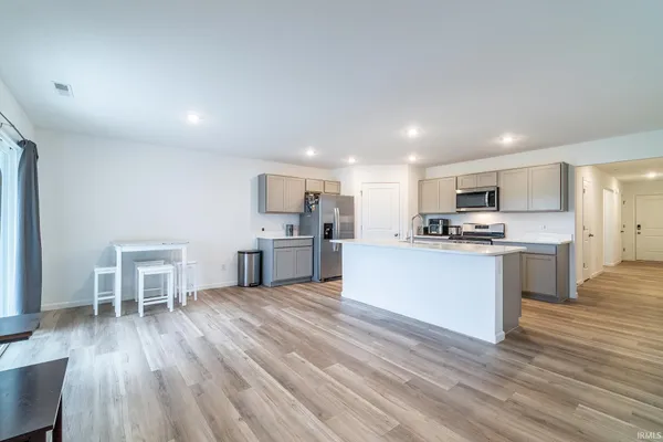 $312,900 | 731 Aviation Drive, Ossian, IN 46777