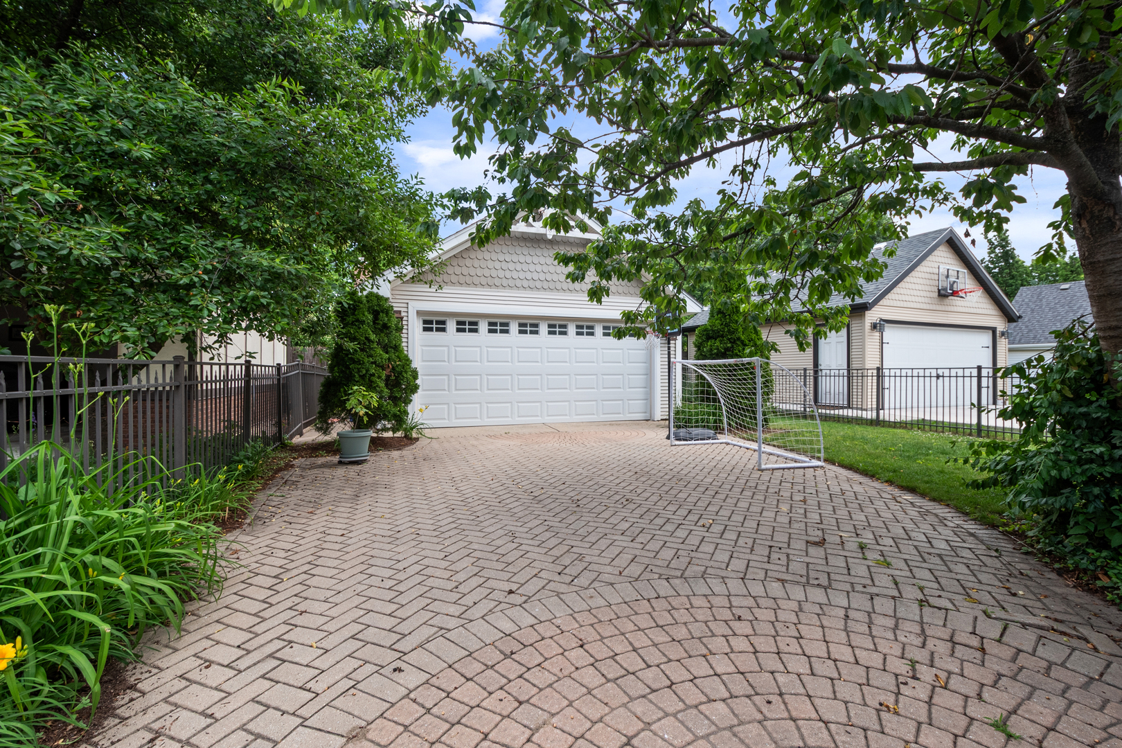 325 South Crescent Avenue Park Ridge, IL 60068 - Photo 41 of 52