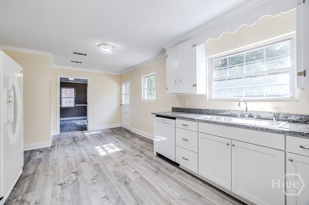 608 Early Street Springfield, GA 31329 - Photo 10 of 30 Gallery Image 10