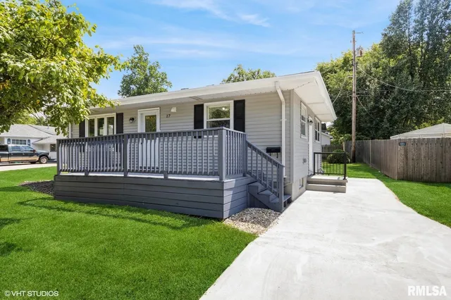 $113,900 | 17 Lake Grove Club, Decatur, IL 62521