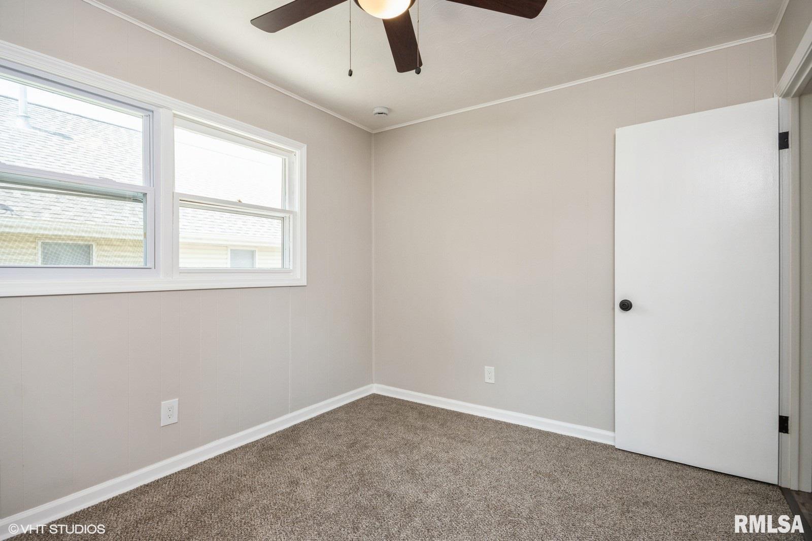 17 Lake Grove Club Decatur, IL 62521 - Photo 12 of 15