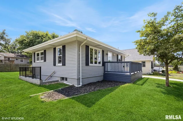 $113,900 | 17 Lake Grove Club, Decatur, IL 62521