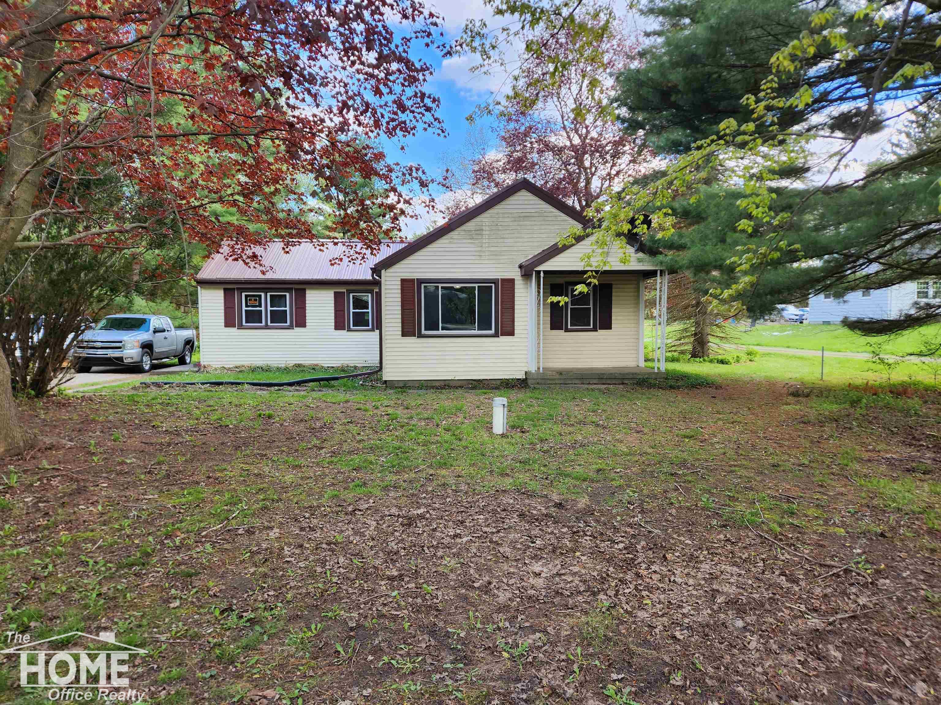 7405 West Lansing Road Shaftsburg, MI 48872 - Photo 2 of 37