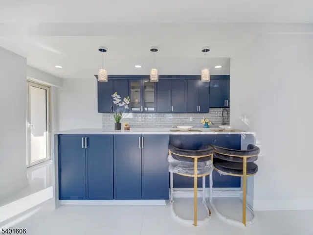 $309,000 | 377 South Harrison Street, Unit 8L, East Orange, NJ 07018