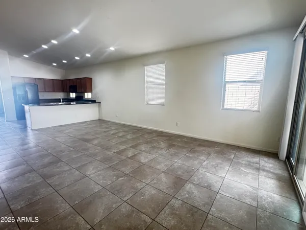 $2,200 | 3931 East Narrowleaf Drive, Gilbert, AZ 85298