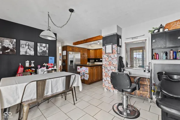 $650,000 | 5861 North 75th Street West, Whiteland, IN 46184